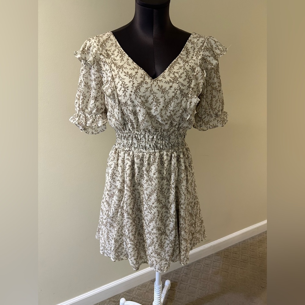She + Sky Cream and Brown Floral Mini Dress size S